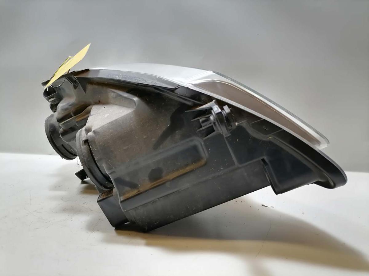 VW Polo 9N3 original Scheinwerfer vorn links Halogen Bj.2007